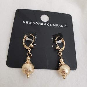 New York & Co gold dangle earrings